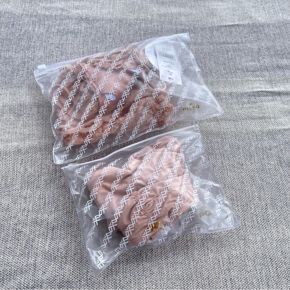 PilyQ lace bikini set NEW - Picture 12 of 14